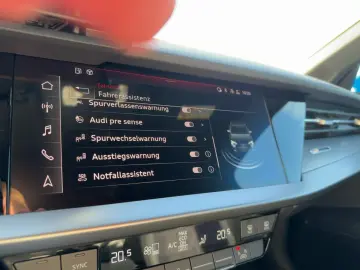 Audi A3 Sportback S line NAVI ACC AHK LED SIDEASS