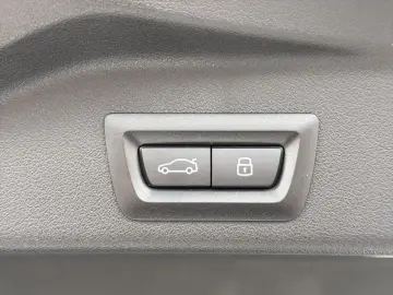 BMW X5 xDr30d M Sport StHz Pano AHK DAPro PAPro H K