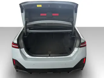 BMW i5 eDrive40 Limousine M Sport TOP AUSSTATTUNG TO