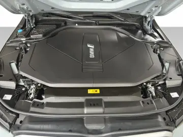 BMW i5 eDrive40 Limousine M Sport TOP AUSSTATTUNG TO