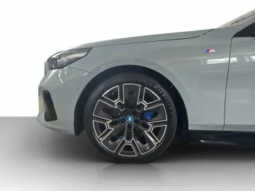 BMW i5 eDrive40 Limousine M Sport TOP AUSSTATTUNG TO