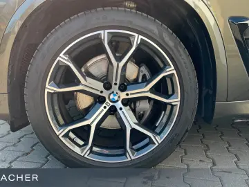 BMW X5 xDrive30d M Sport AHK DAPro.Sthz.Massage