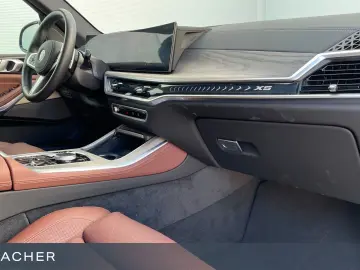 BMW X5 xDrive30d M Sport AHK DAPro.Sthz.Massage