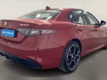 Alfa Romeo Giulia 2.0 Veloce Q4   ACC  19 LM  MATRIX