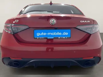 Alfa Romeo Giulia 2.0 Veloce Q4   ACC  19 LM  MATRIX