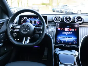 MERCEDES-BENZ C 220 d AMG Sport LED Navi Kamera Keyl…
