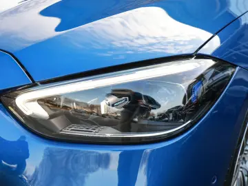 MERCEDES-BENZ C 220 d AMG Sport LED Navi Kamera Keyl…