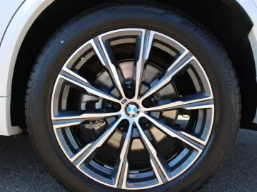 BMW X5 x30d M Sport Sky IntAktL.SurView ACC Soft AHK