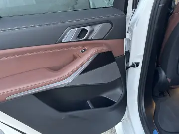 BMW X5 xDrive30d MHEV 48V Aut. M-Paket  Sitzheizu...