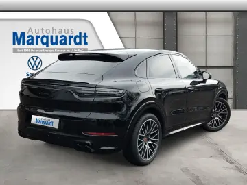 PORSCHE Cayenne Coupe Hybrid Sport 21  Luft Bose  360