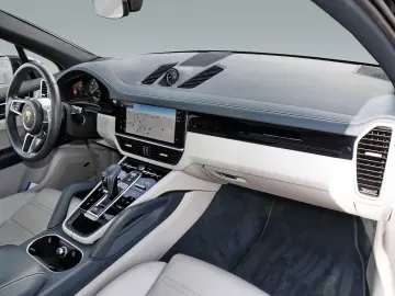 PORSCHE Cayenne E-Hybrid Pano BiColor 360 Inno AHZV Bose