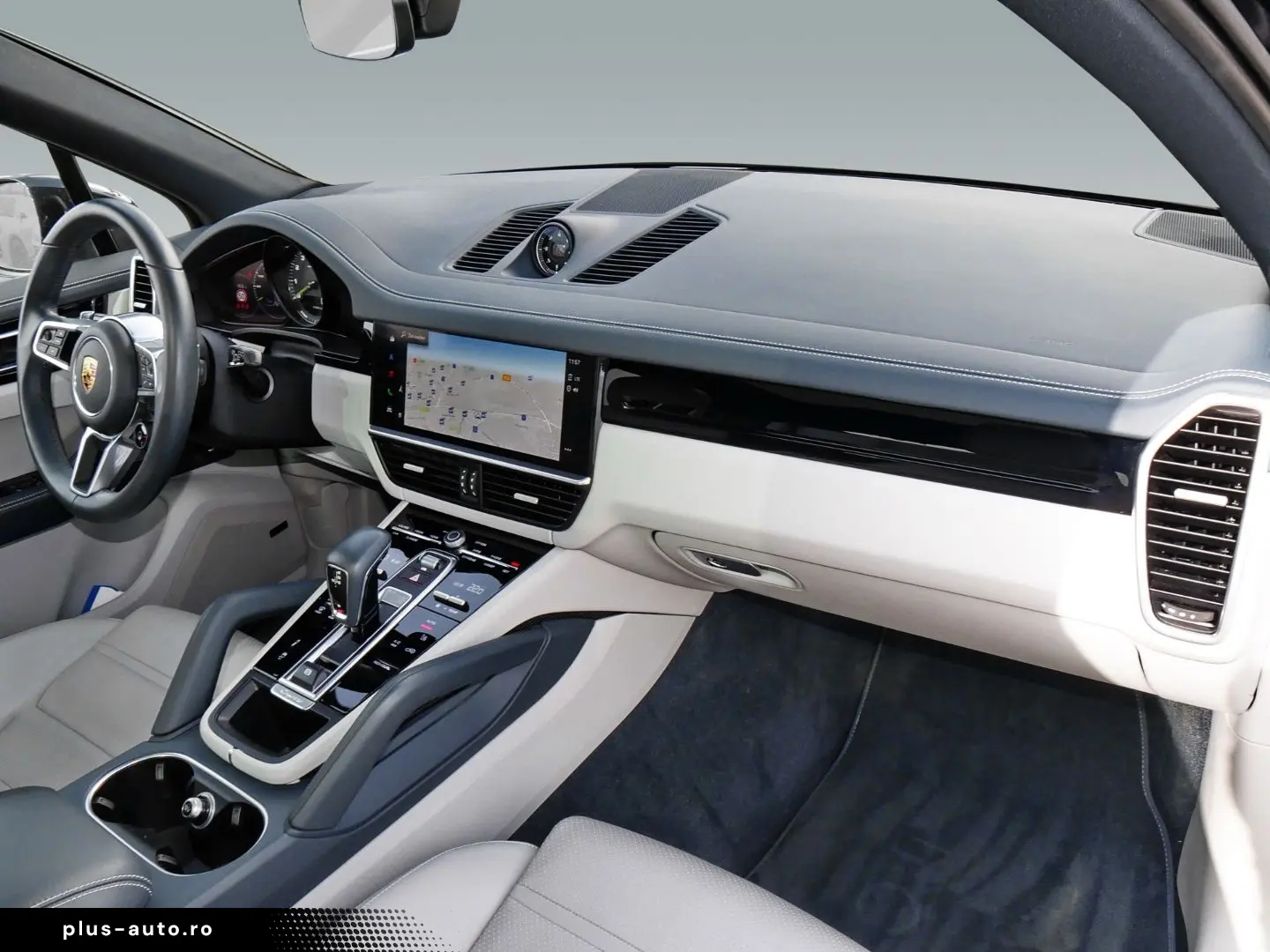 PORSCHE Cayenne E-Hybrid Pano BiColor 360 Inno AHZV Bose