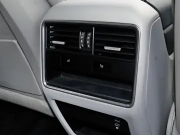 PORSCHE Cayenne E-Hybrid Pano BiColor 360 Inno AHZV Bose