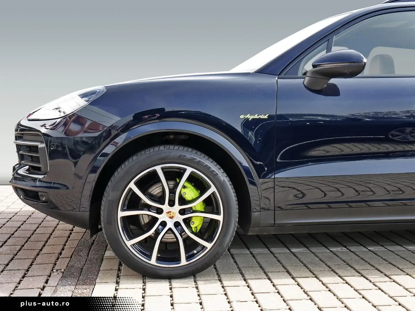 PORSCHE Cayenne E-Hybrid Pano BiColor 360 Inno AHZV Bose