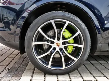 PORSCHE Cayenne E-Hybrid Pano BiColor 360 Inno AHZV Bose