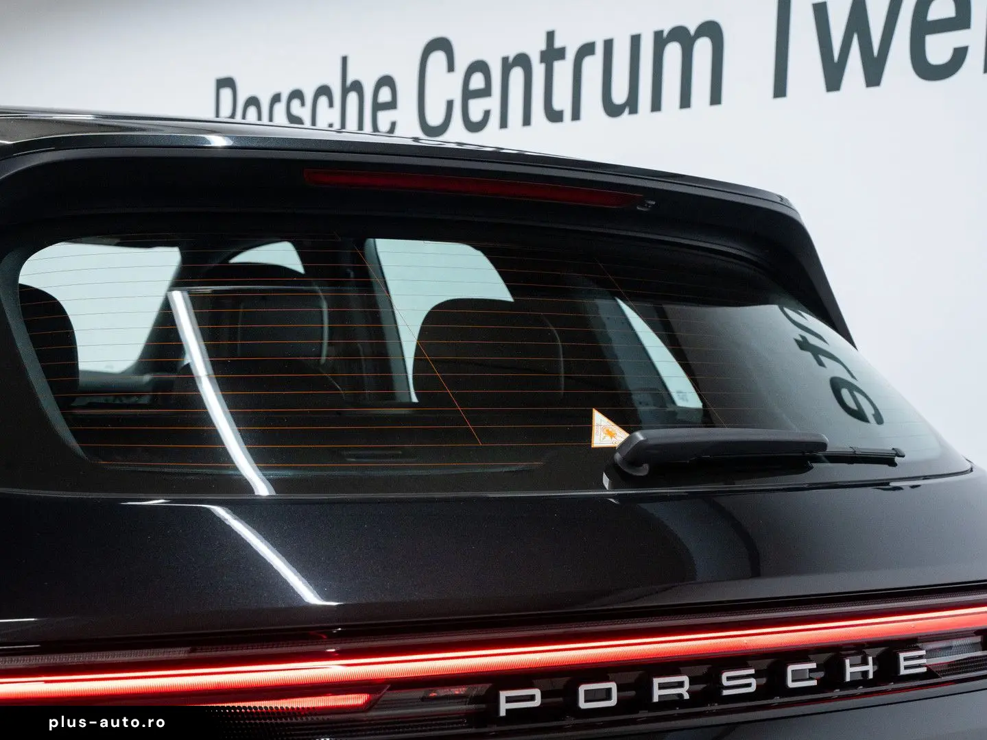 PORSCHE Cayenne E-Hybrid