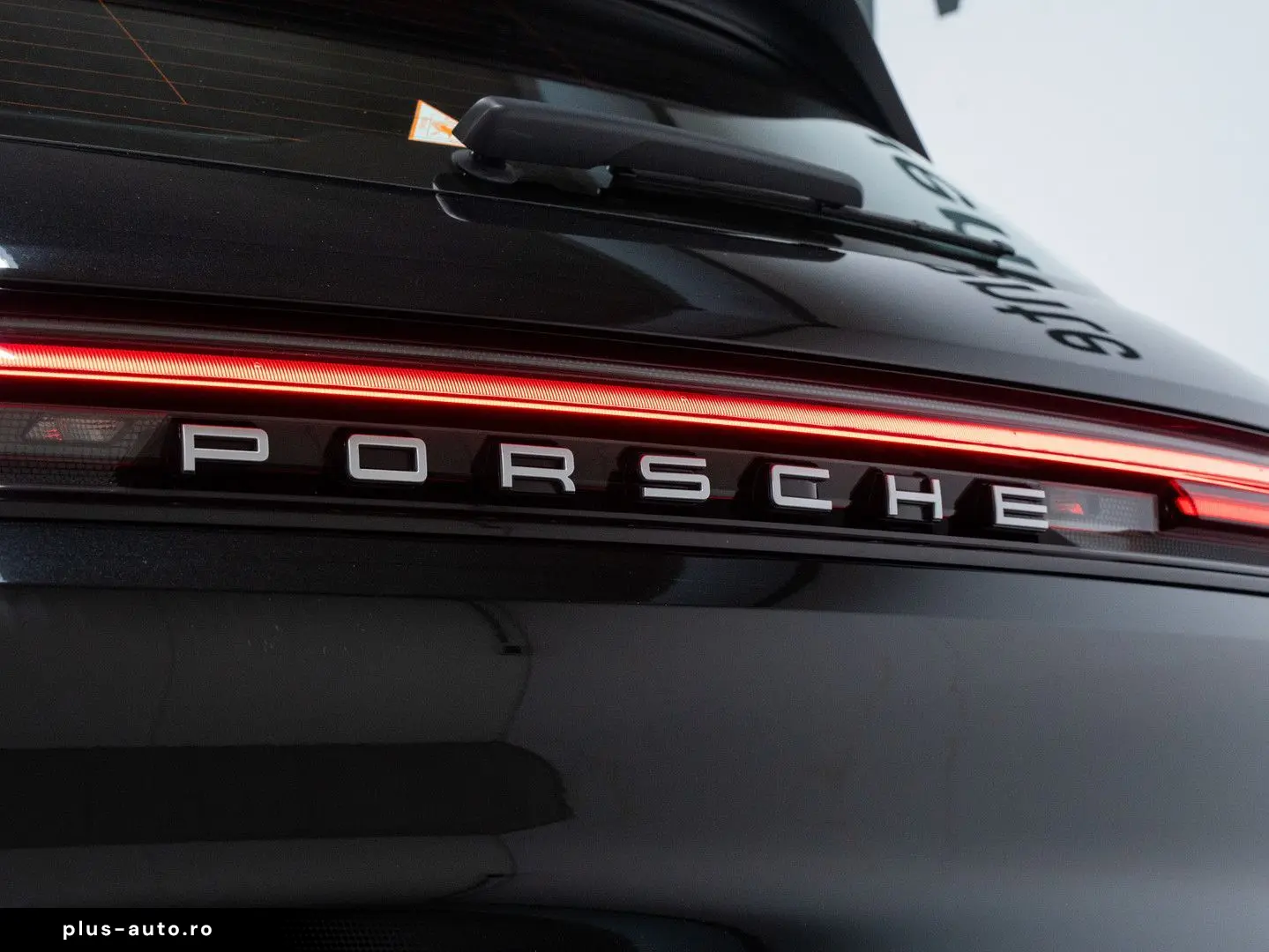 PORSCHE Cayenne E-Hybrid