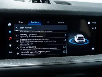 PORSCHE Cayenne E-Hybrid