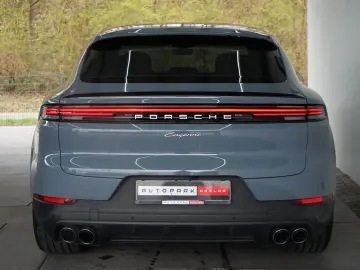 PORSCHE Cayenne Coupe E-Hybrid MY25 P-Display Massage