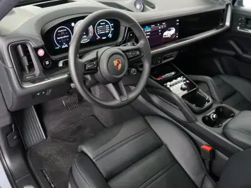 PORSCHE Cayenne Coupe E-Hybrid MY25 P-Display Massage