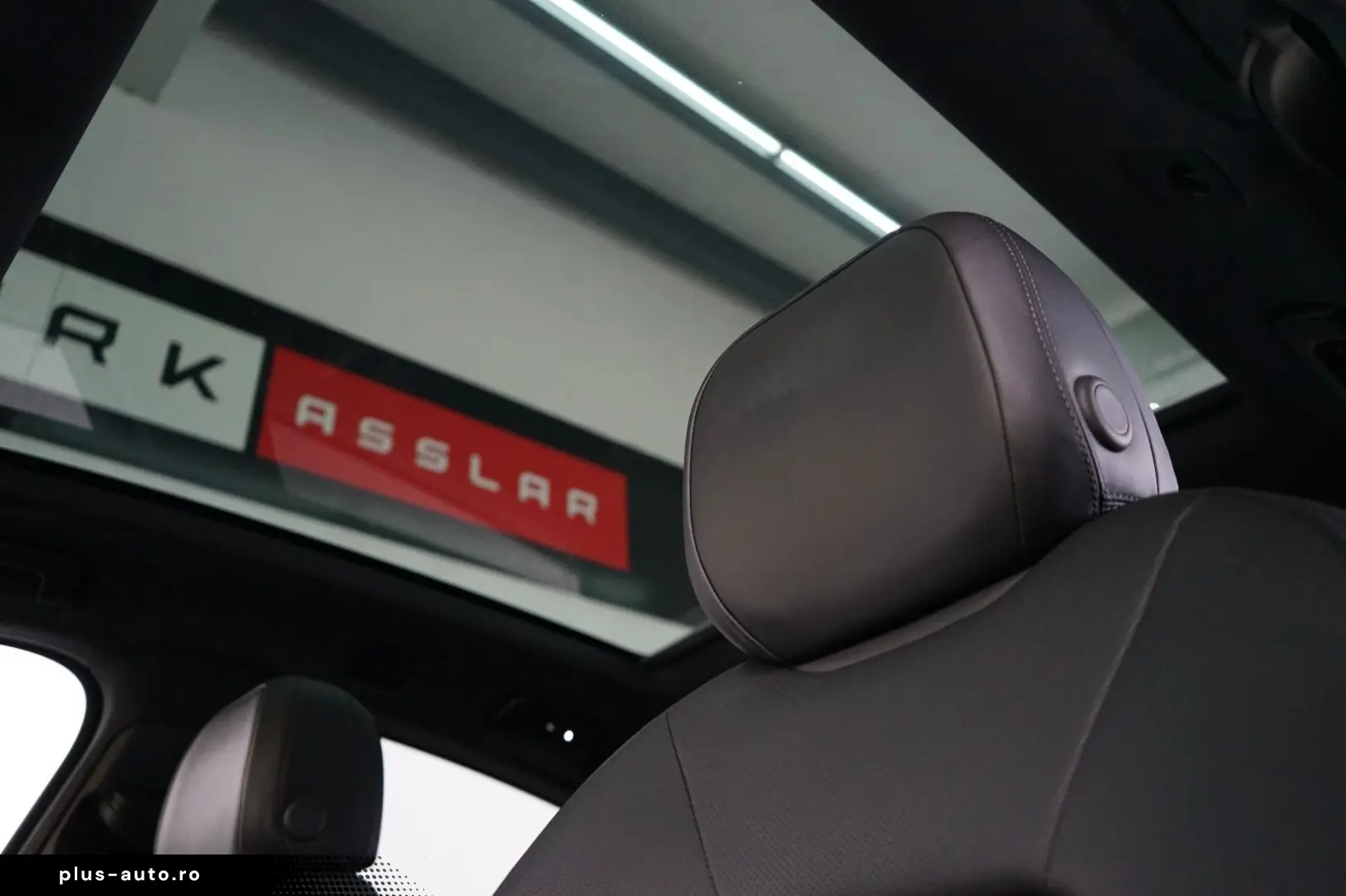 PORSCHE Cayenne Coupe E-Hybrid MY25 P-Display Massage