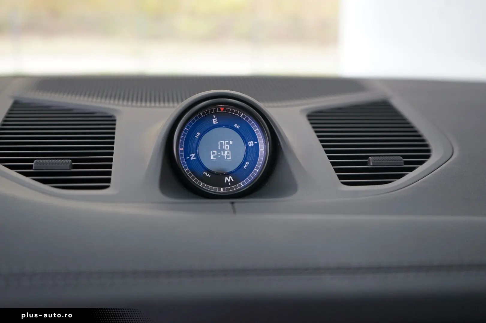 PORSCHE Cayenne Coupe E-Hybrid MY25 P-Display Massage