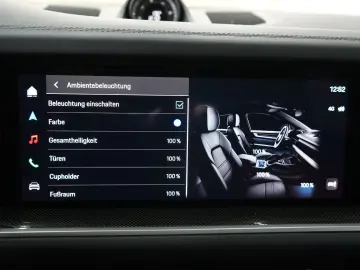 PORSCHE Cayenne Coupe E-Hybrid MY25 P-Display Massage