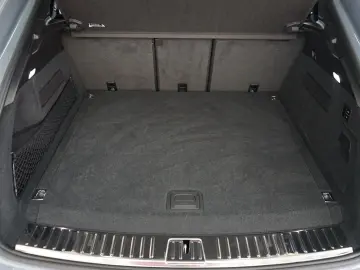 PORSCHE Cayenne Coupe E-Hybrid MY25 P-Display Massage