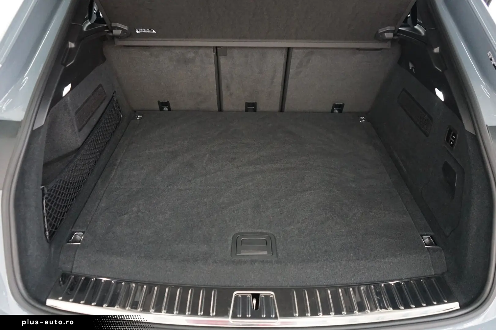 PORSCHE Cayenne Coupe E-Hybrid MY25 P-Display Massage