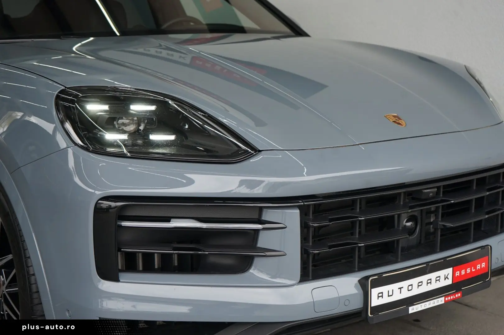 PORSCHE Cayenne Coupe E-Hybrid MY25 P-Display Massage