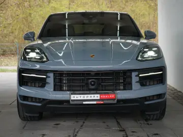 PORSCHE Cayenne Coupe E-Hybrid MY25 P-Display Massage