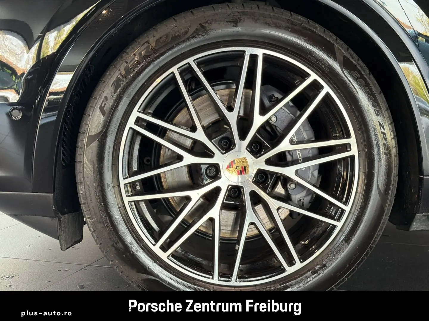 PORSCHE Cayenne E-Hybrid Coupe HA-Lenkung InnoDrive BOSE