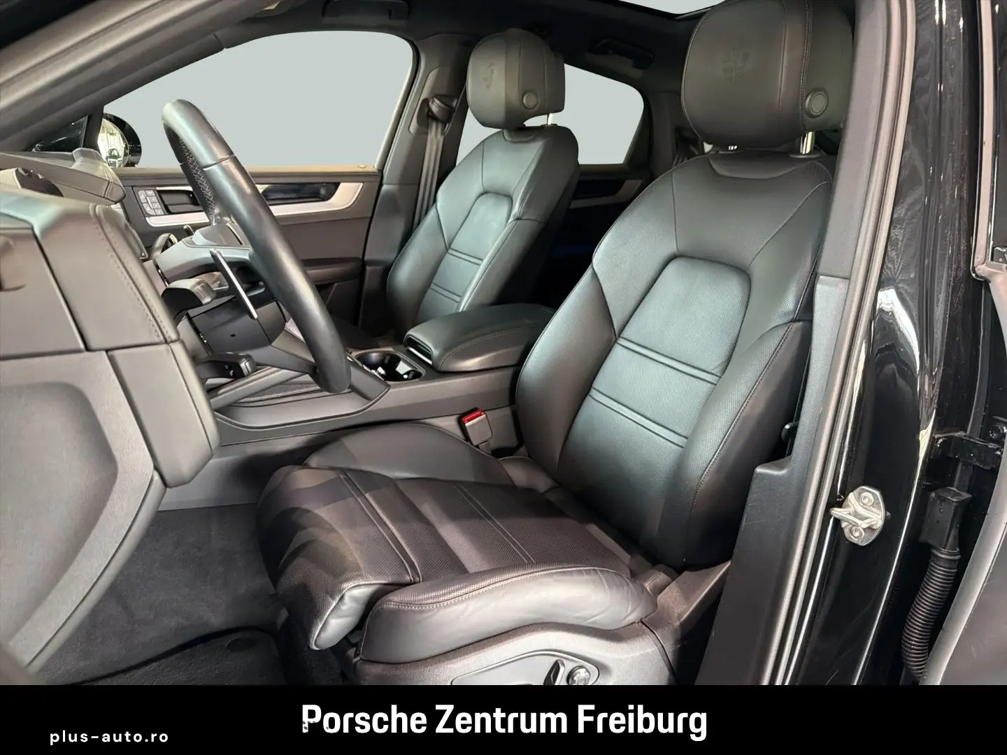 PORSCHE Cayenne E-Hybrid Coupe HA-Lenkung InnoDrive BOSE