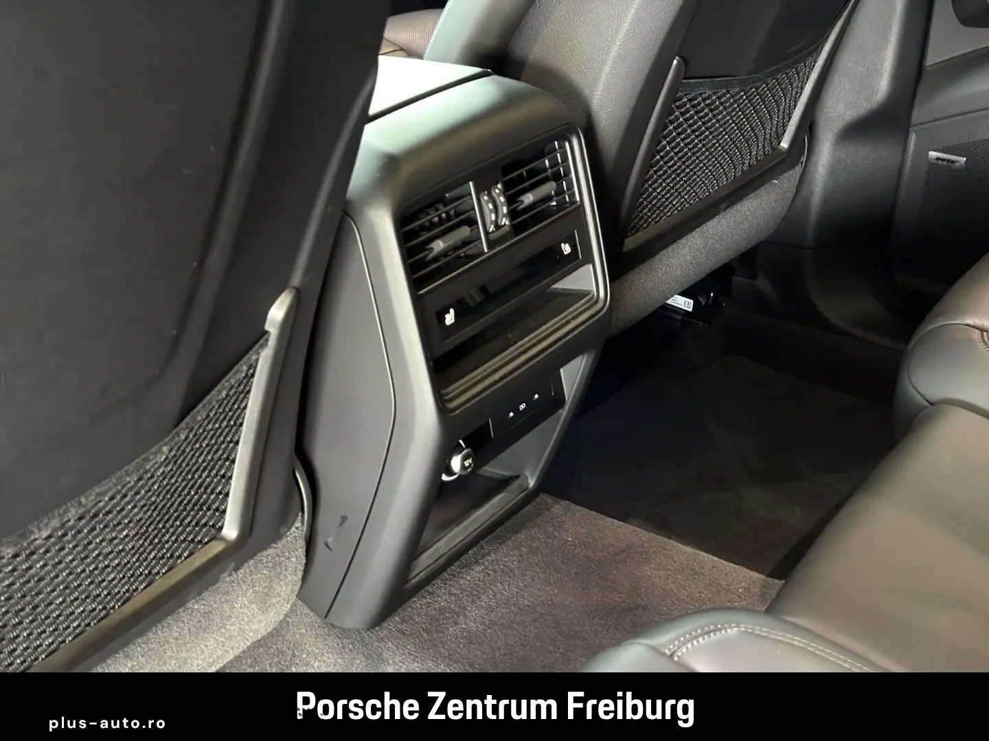 PORSCHE Cayenne E-Hybrid Coupe HA-Lenkung InnoDrive BOSE