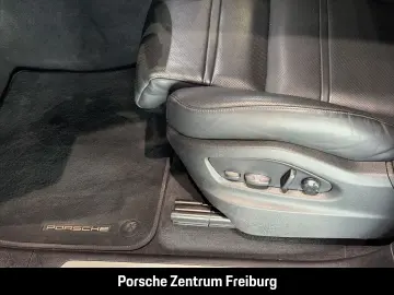 PORSCHE Cayenne E-Hybrid Coupe HA-Lenkung InnoDrive BOSE