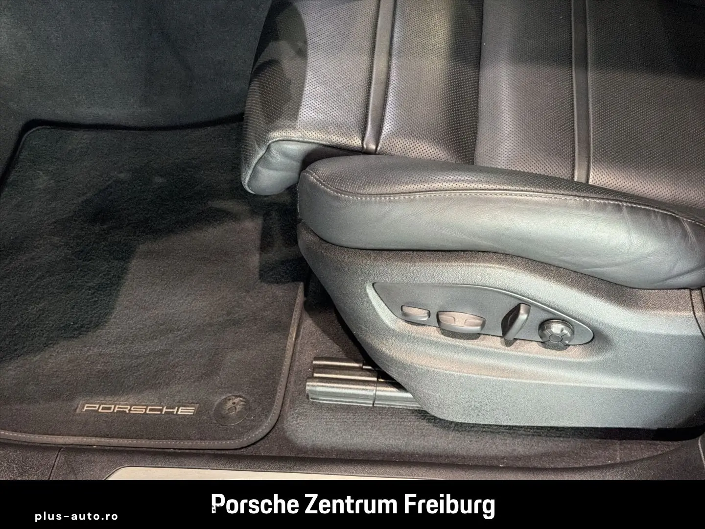 PORSCHE Cayenne E-Hybrid Coupe HA-Lenkung InnoDrive BOSE