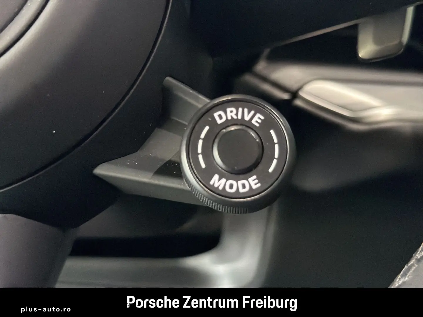 PORSCHE Cayenne E-Hybrid Coupe HA-Lenkung InnoDrive BOSE