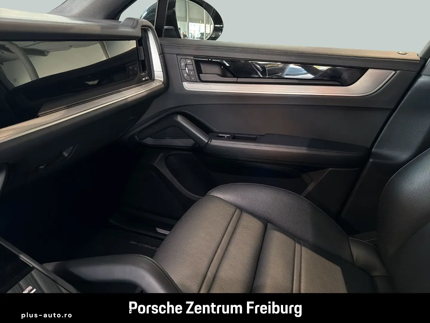 PORSCHE Cayenne E-Hybrid Coupe HA-Lenkung InnoDrive BOSE