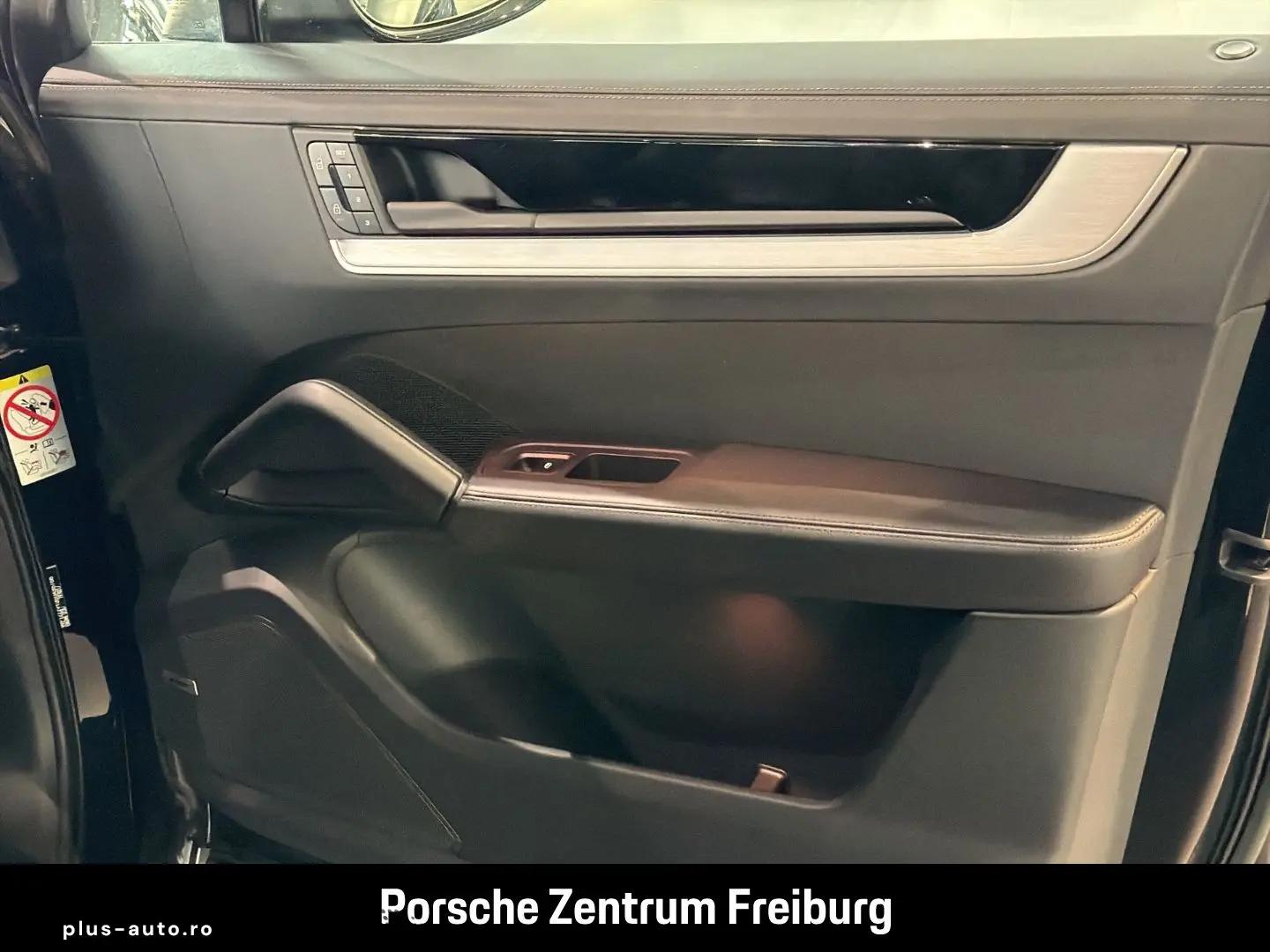 PORSCHE Cayenne E-Hybrid Coupe HA-Lenkung InnoDrive BOSE