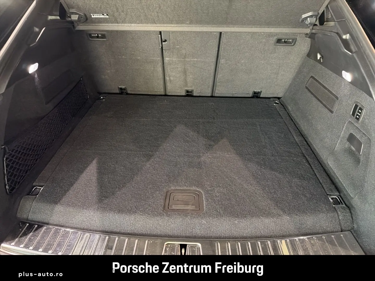 PORSCHE Cayenne E-Hybrid Coupe HA-Lenkung InnoDrive BOSE