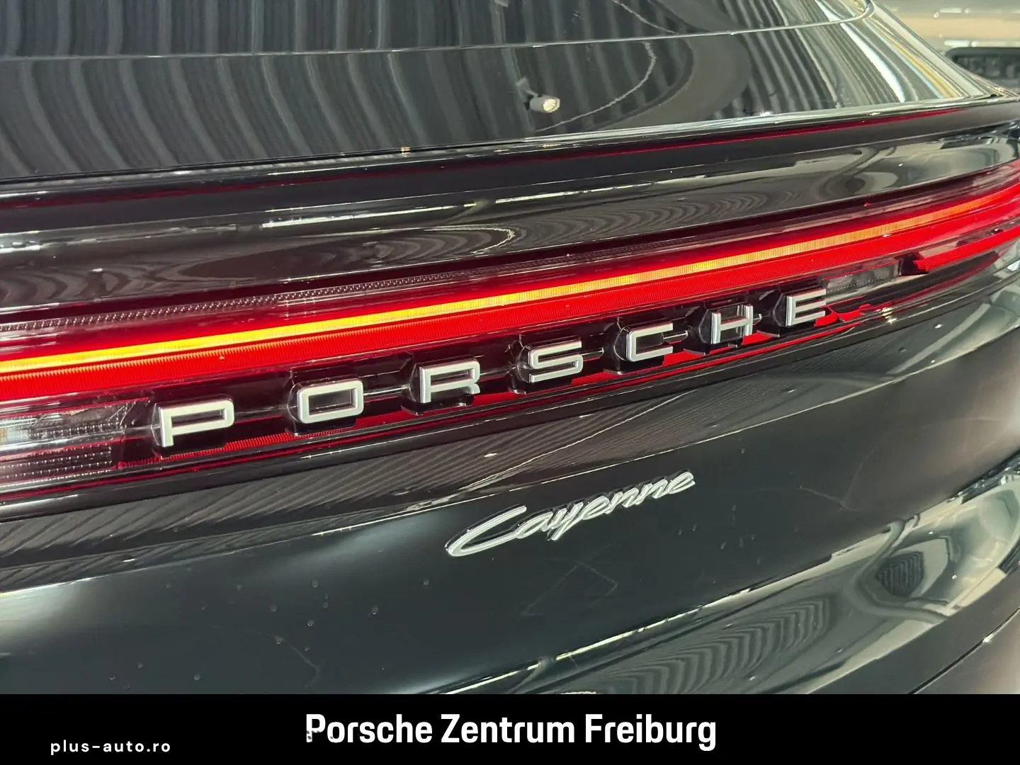 PORSCHE Cayenne E-Hybrid Coupe HA-Lenkung InnoDrive BOSE