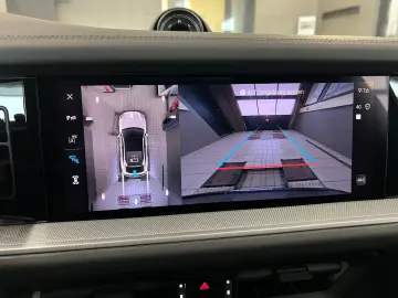 PORSCHE Cayenne E-Hybrid Coupe   Hinterachslenkung