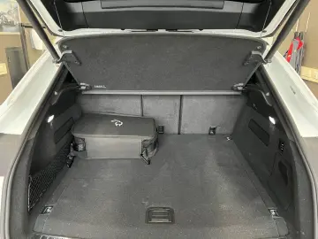 PORSCHE Cayenne E-Hybrid Coupe   Hinterachslenkung