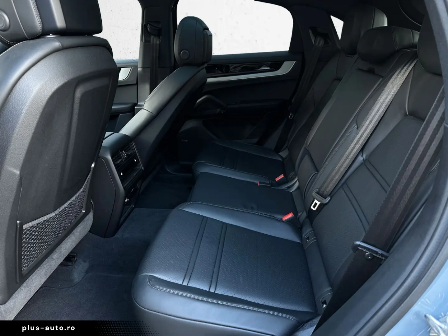 PORSCHE Cayenne S E-Hybrid Coupé BOSE SHZ V H Sitzbel.