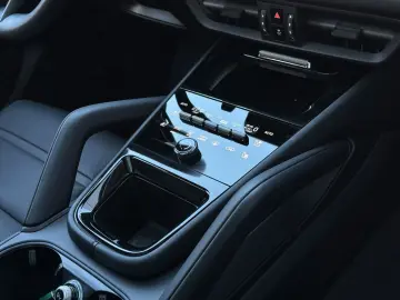 PORSCHE Cayenne S E-Hybrid Coupé BOSE SHZ V H Sitzbel.