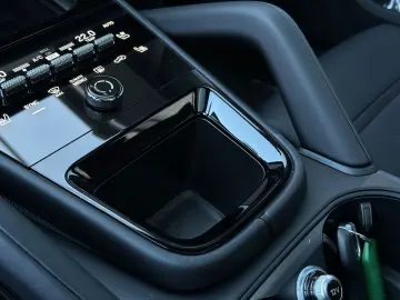 PORSCHE Cayenne S E-Hybrid Coupé BOSE SHZ V H Sitzbel.