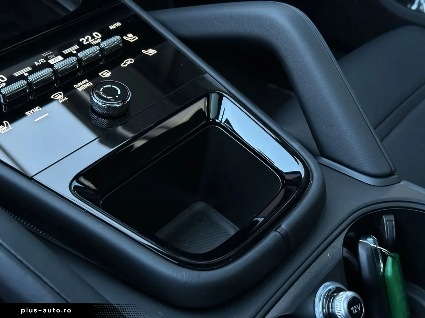 PORSCHE Cayenne S E-Hybrid Coupé BOSE SHZ V H Sitzbel.