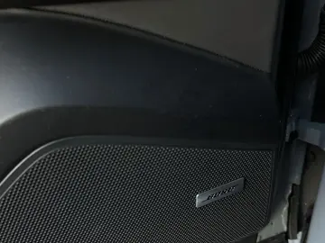 PORSCHE Cayenne S E-Hybrid Coupé BOSE SHZ V H Sitzbel.