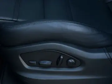 PORSCHE Cayenne S E-Hybrid Coupé BOSE SHZ V H Sitzbel.