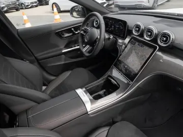 MERCEDES-BENZ C 180 AMG LED Pano AHK 360 Memory Totw…